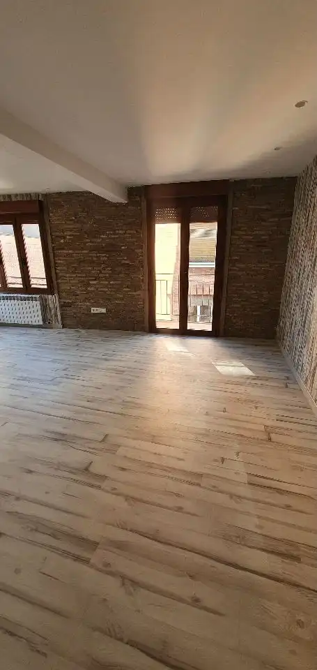 Estudio en venta en  Logroño con Calefacción, Horno y Lavadora