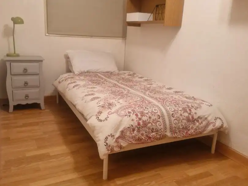 Schlafzimmer von Wohnung zur Miete in Sada (A Coruña)