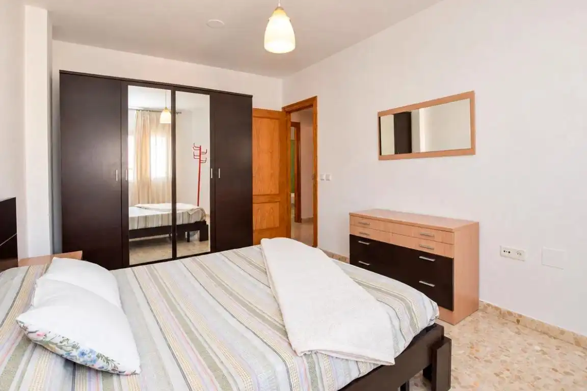 Habitación de Piso en venta en El Ejido con Trastero, Amueblado y Balcón