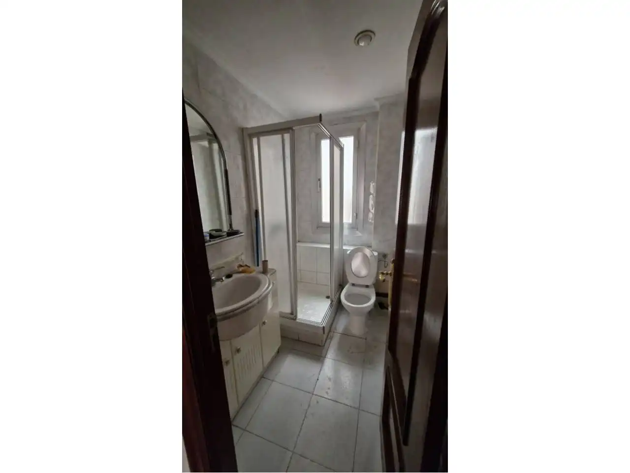 Baño de Piso en venta en  Logroño con Calefacción, Terraza y Balcón