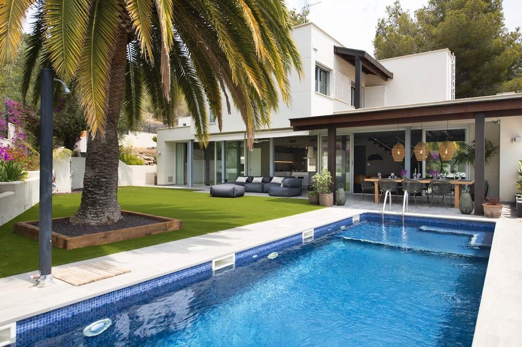 Piscina de Casa o xalet en venda en Sant Pere de Ribes amb Aire condicionat, Calefacció i Jardí privat
