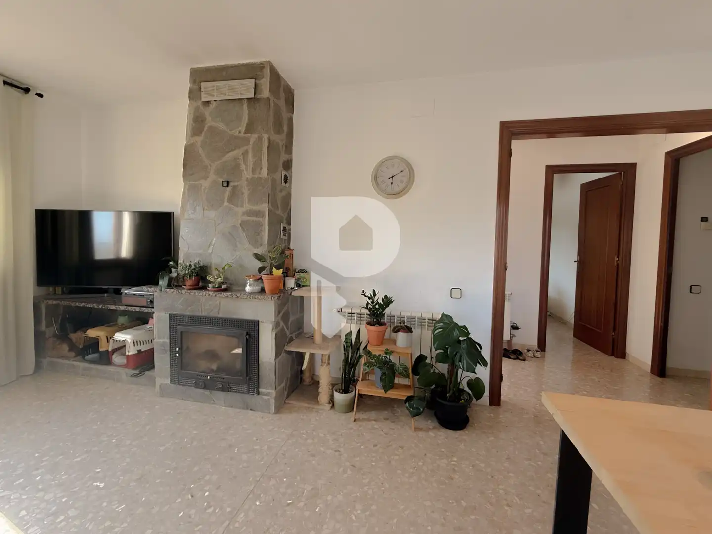 Sala d'estar de Casa o xalet en venda en Vallirana amb Aire condicionat, Calefacció i Jardí privat