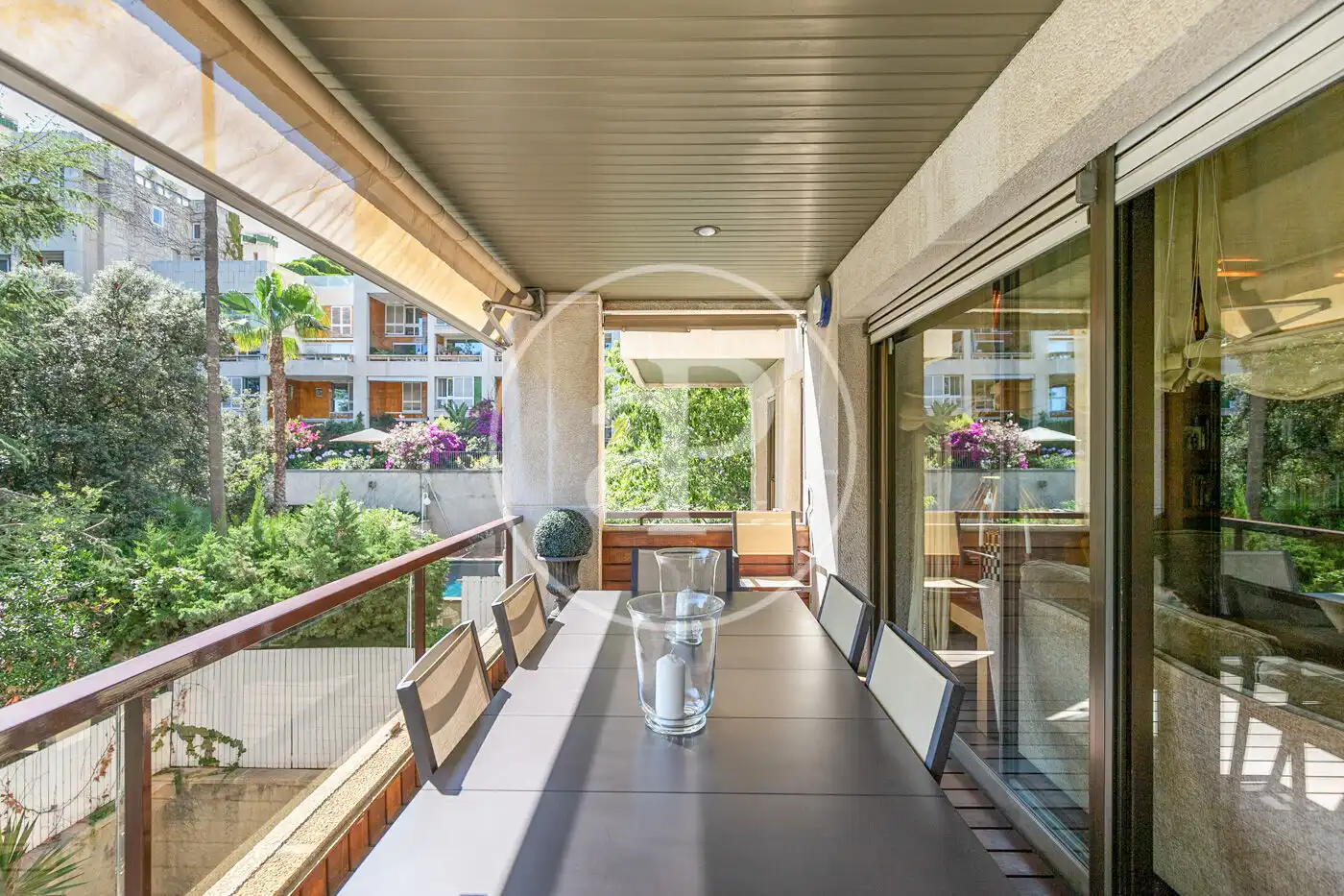 Terraza de Piso en venta en Barcelona con Aire acondicionado, Calefacción y Jardín privado