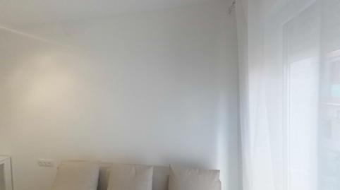 Photo 5 of Flat for rent in Calle de las Fraguas, Casco Histórico de Barajas, Madrid Capital