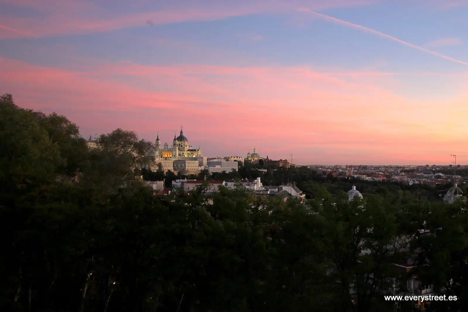 Exterior view of Flat for rent in Madrid  with Air Conditioner, Heating and Terrace
