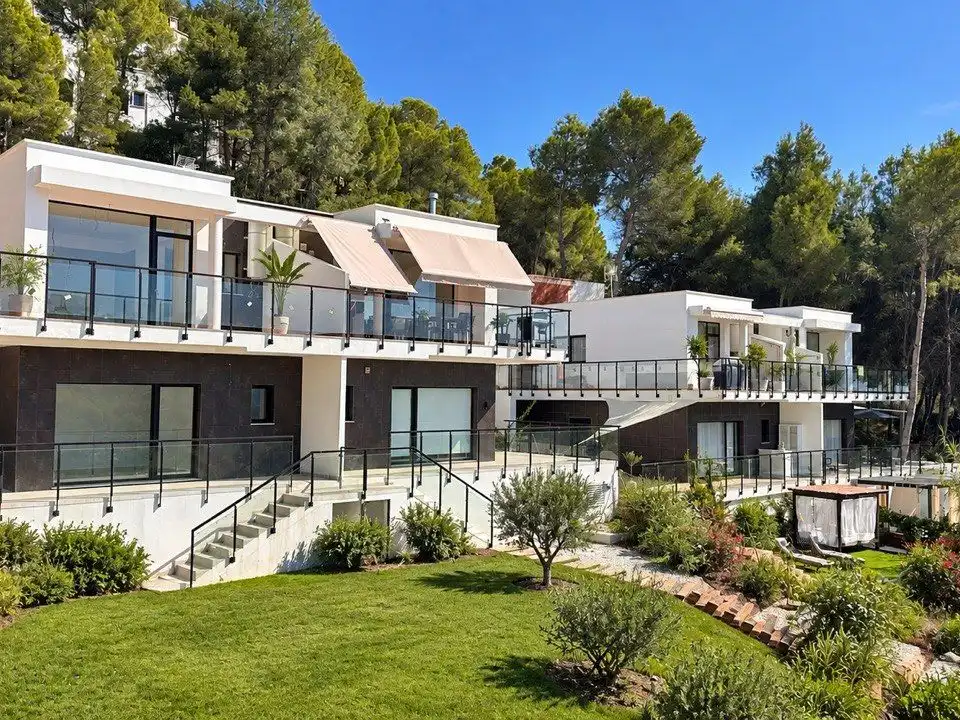 Vista exterior de Casa o chalet en venta en Chiva con Aire acondicionado y Terraza