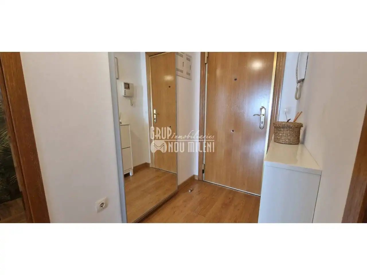 Bedroom of Flat for sale in Silla  with Air Conditioner, Heating and Parquet flooring
