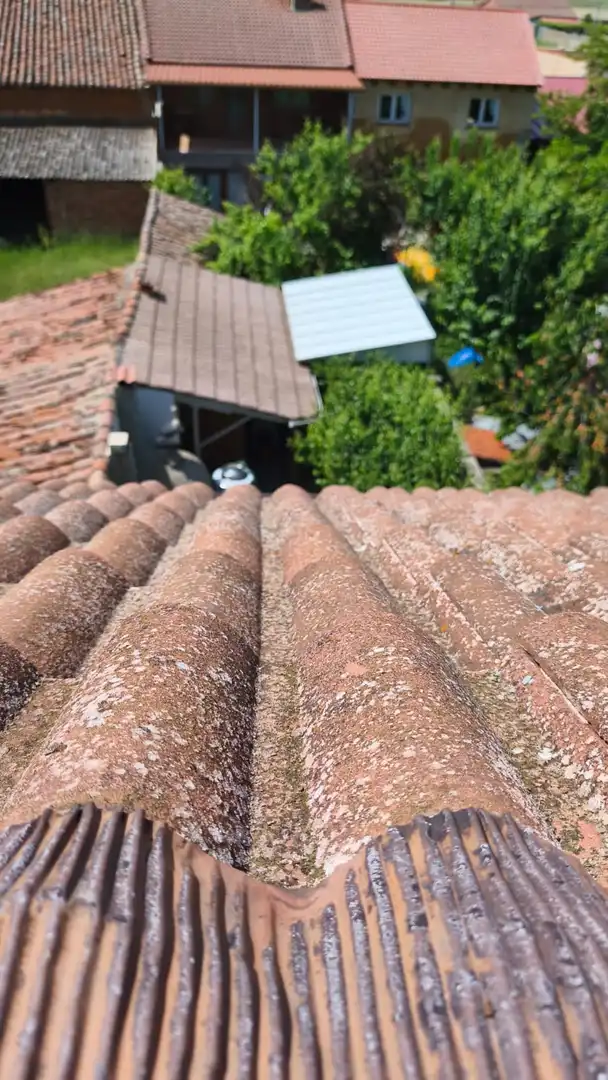 Außenansicht von Einfamilien-Reihenhaus zum Verkauf in El Burgo Ranero  mit Heizung, Privatgarten und Parkett