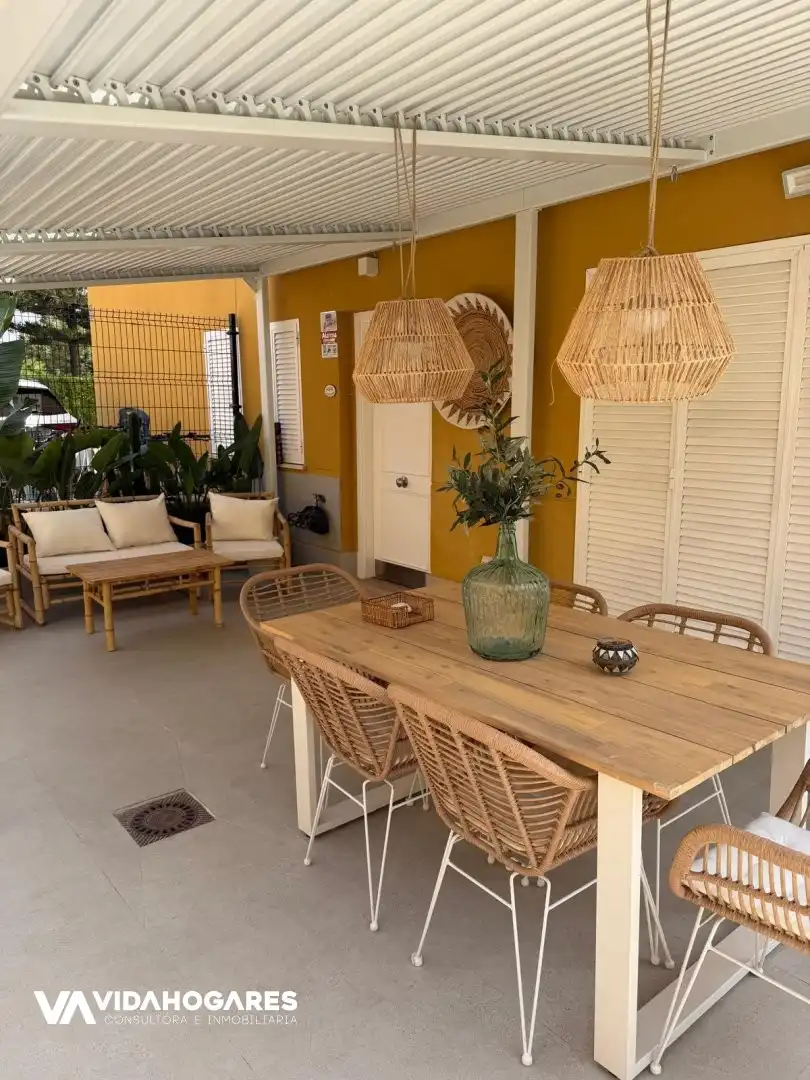 Terrassa de Casa o xalet en venda en Rota amb Aire condicionat, Terrassa i Piscina
