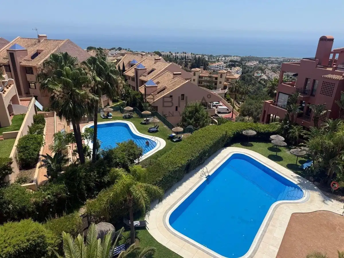 Pis amb piscina en venda a Cascadas de las Lomas, imagen 2