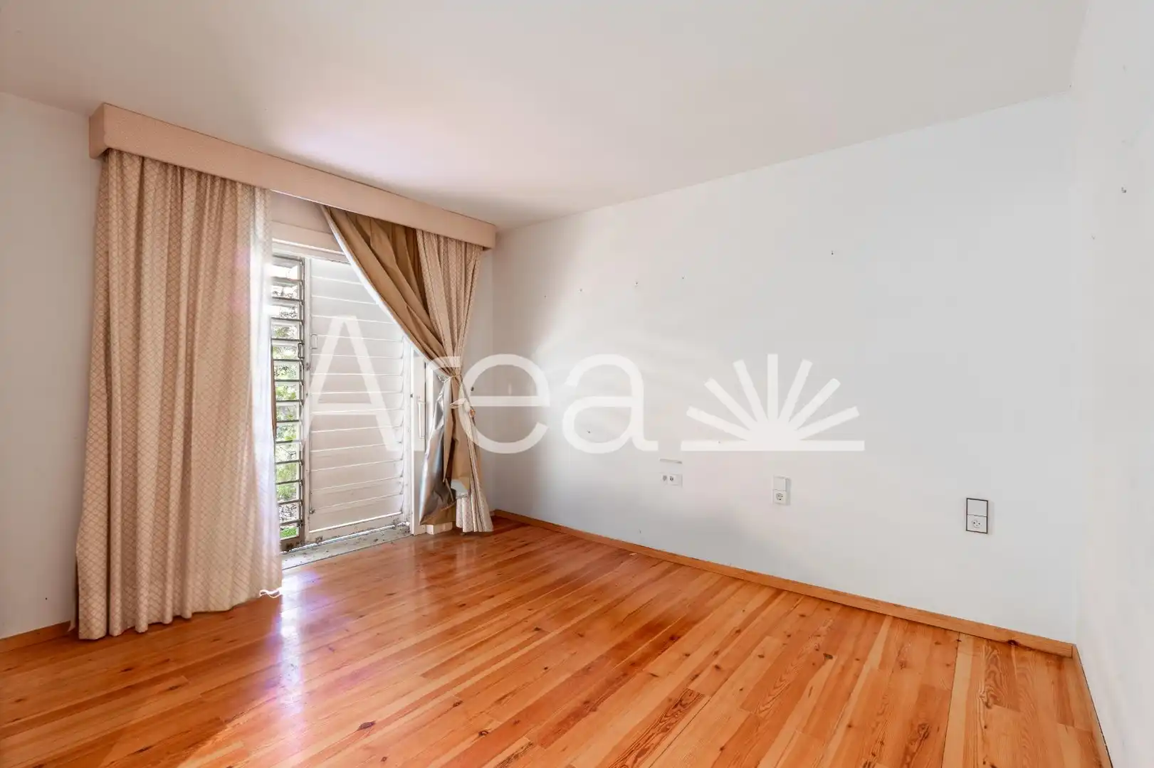 Bedroom of Houses for sale in Rocaferrera