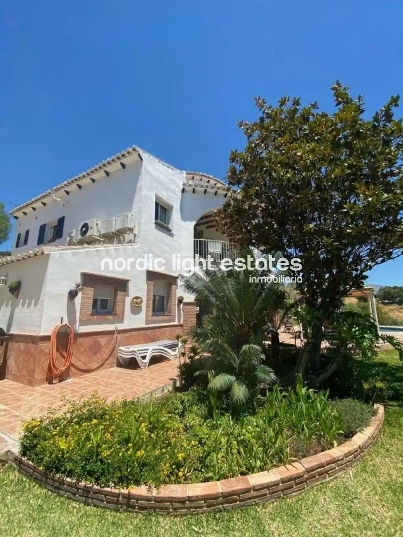 Exterior view of Houses for sale in Viñuela  with Terrace, Swimming Pool and Furnished