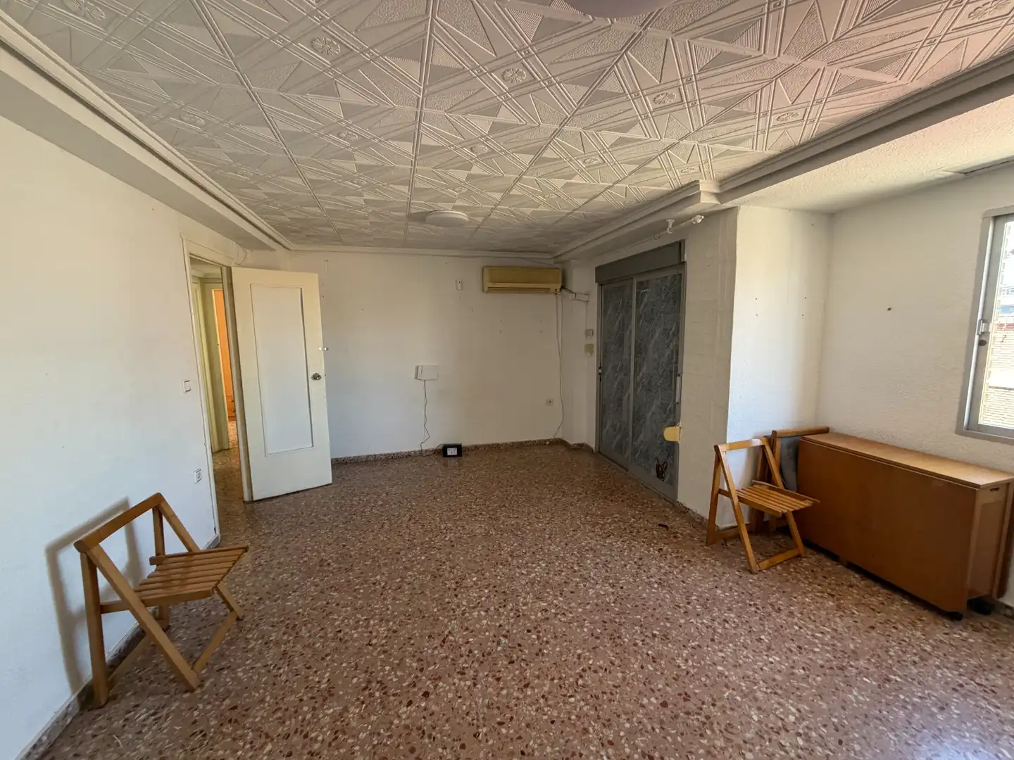 Flat for sale in Valencia  with Balcony