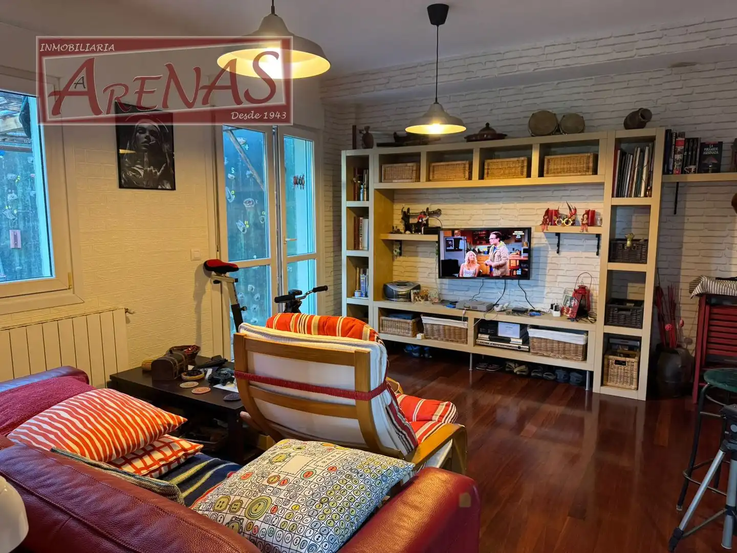 Sala d'estar de Pis en venda en Limpias amb Calefacció, Jardí privat i Parquet