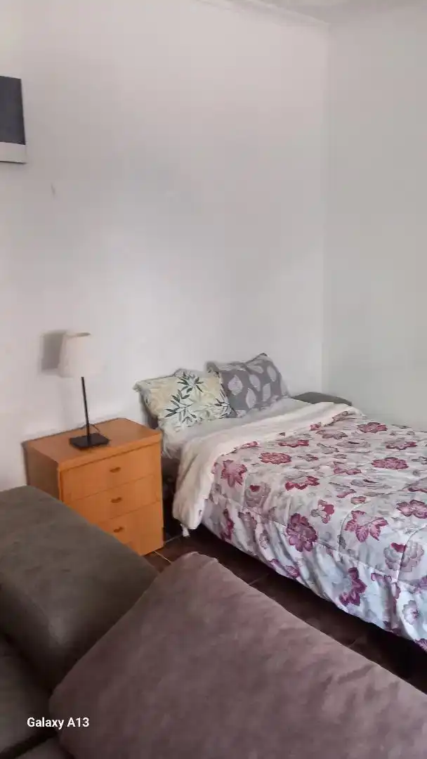 Dormitori de Casa adosada per a compartir en Ciudad Real amb Aire condicionat, Moblat i Forn