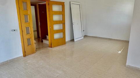 Foto 4 de Casa adosada en venta en Carrer Mirador de Barà, Roda de Berà, Tarragona