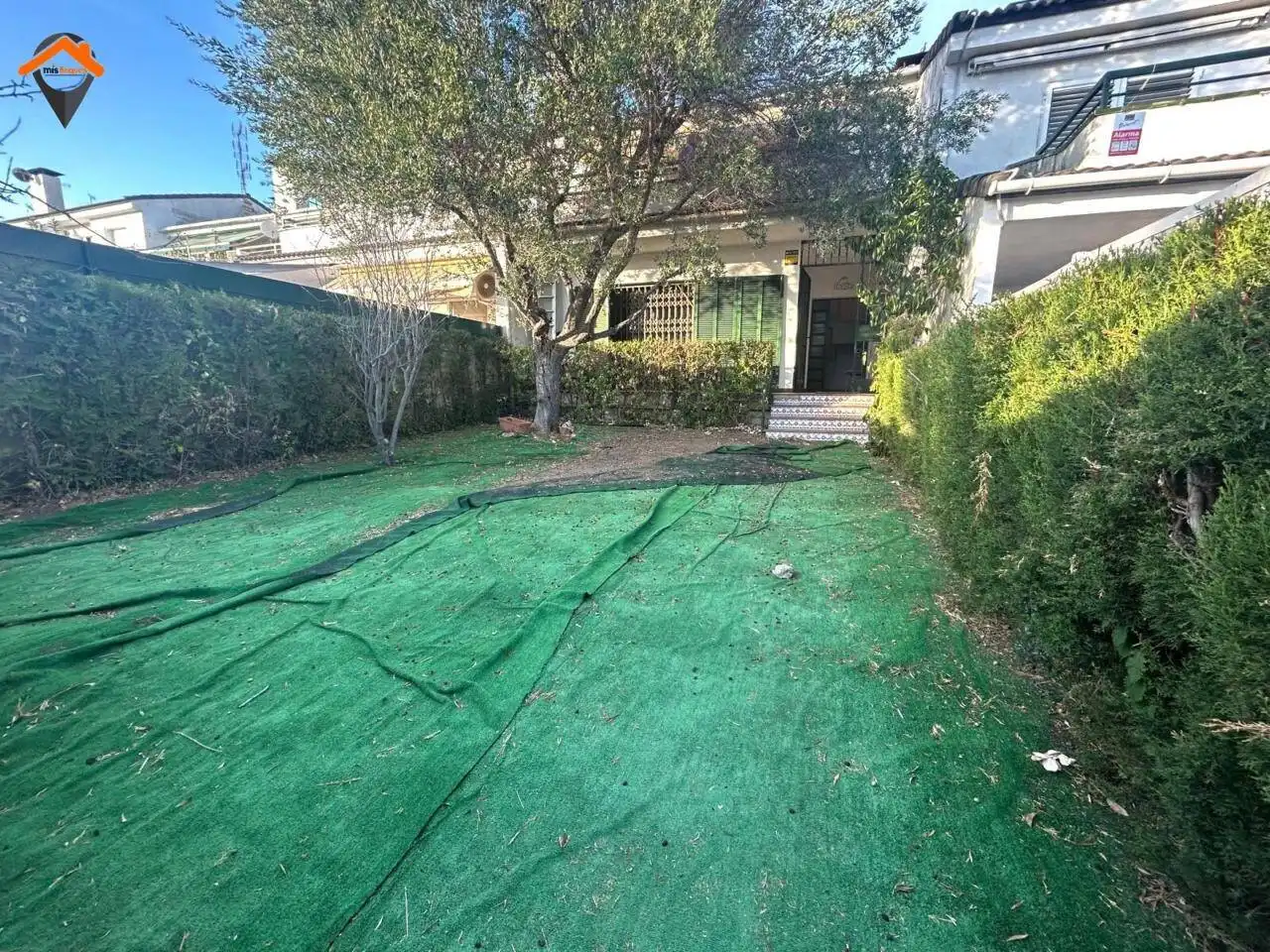 House with garden for sale in Pasaje Maresme