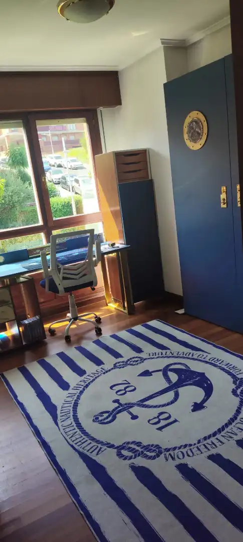 Piso de alquiler en Castro-Urdiales con Calefacción, Terraza y Amueblado