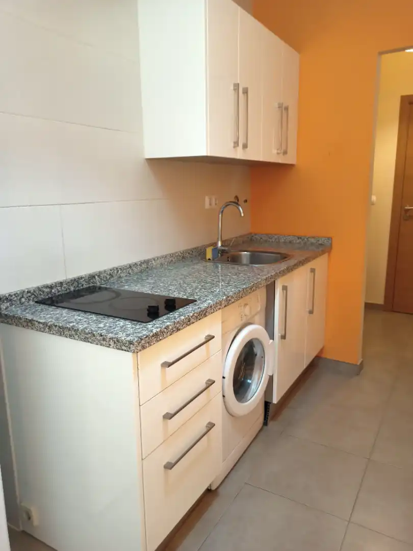 Studio mit Aufzug zur Miete in Calle García Briz, imagen 2