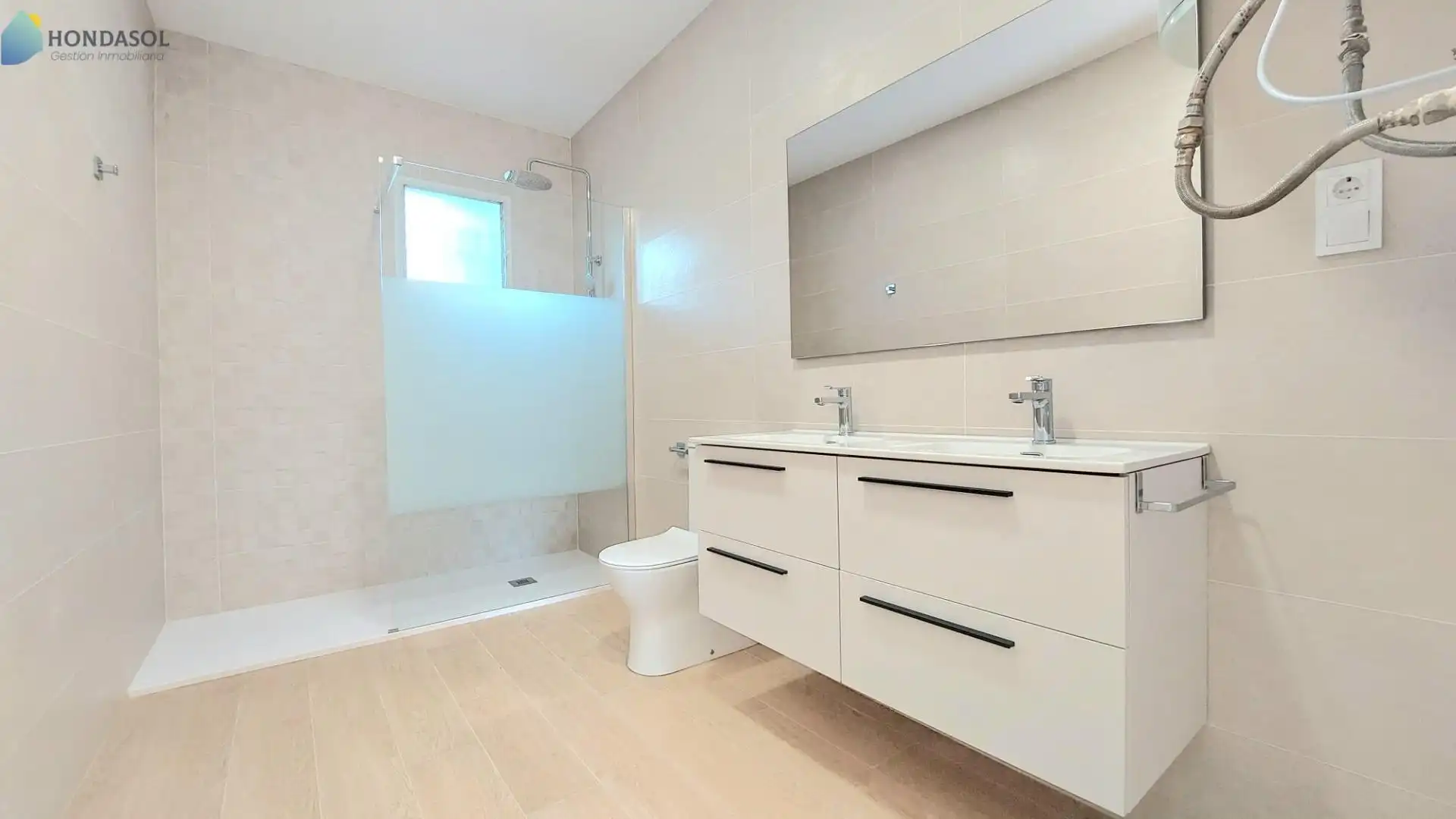 Bathroom of Houses for sale in Cartagena  with Private garden, Terrace and Swimming Pool