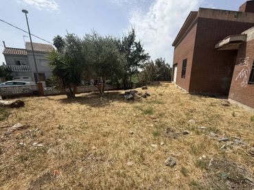 Chalet con jardín en venta en Carrer del Parc 63