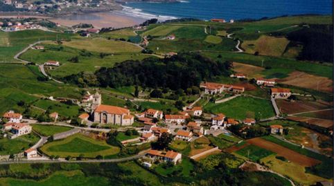 Foto 5 de Casa o chalet en venta en Calle Barrio Calleja, Arnuero, Cantabria