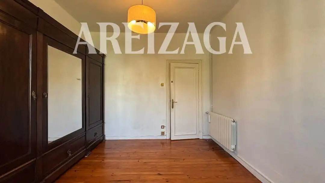Bedroom of Flat for rent in Donostia - San Sebastián   with Heating, Terrace and Oven
