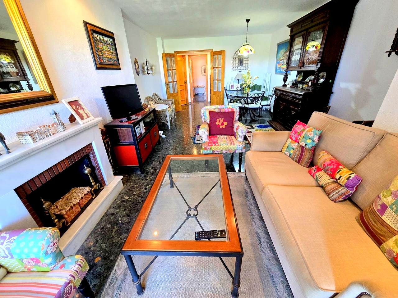 Sala d'estar de Apartament en venda en Gandia amb Aire condicionat, Terrassa i Moblat