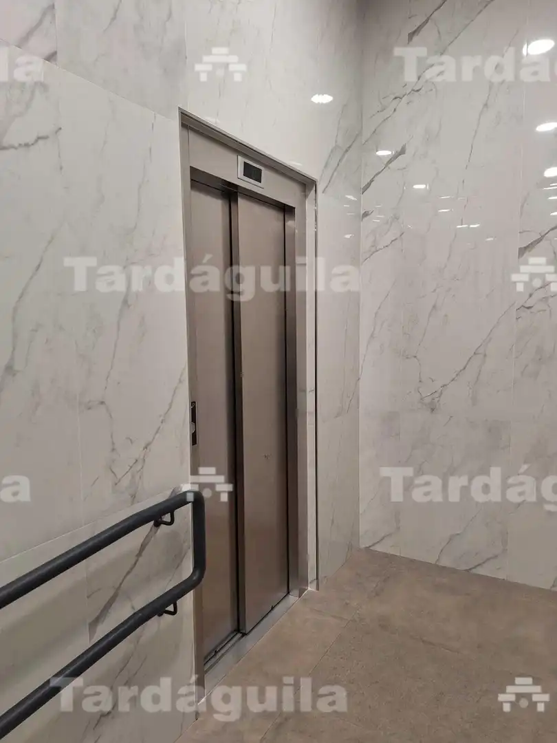 Piso en venta en Salamanca con Jardín privado, Terraza y Amueblado