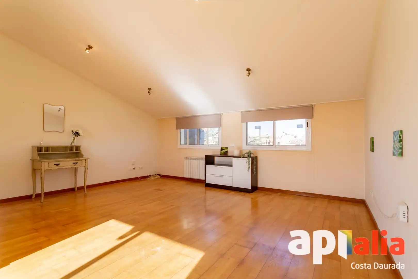 Sala de estar de Casa adosada en venta en Cambrils con Calefacción, Jardín privado y Terraza