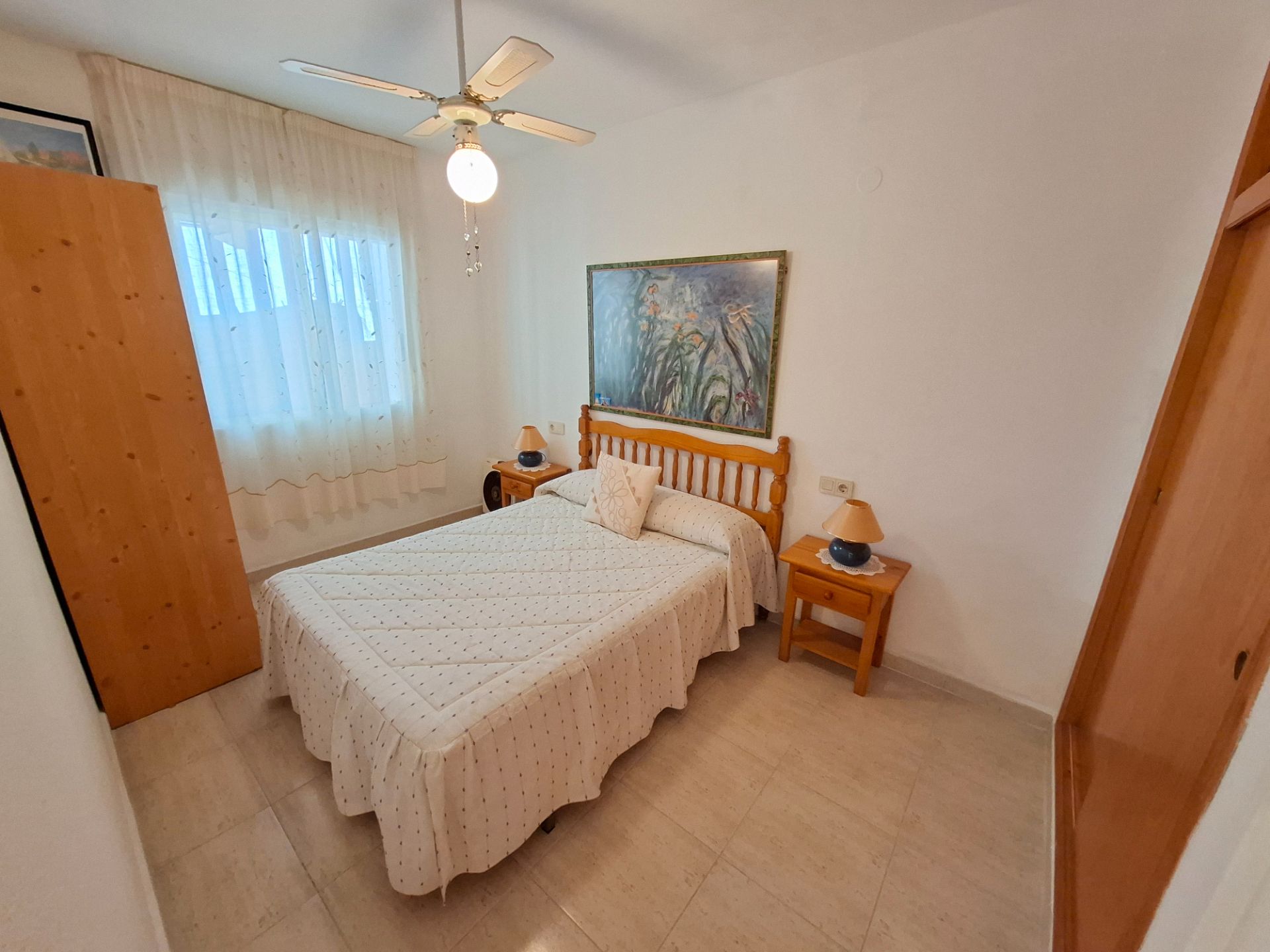 Dormitori de Apartament en venda en Guardamar del Segura amb Aire condicionat, Terrassa i Moblat