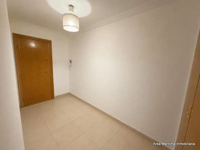 Piso de alquiler en Valencia con Aire acondicionado, Calefacción y Horno