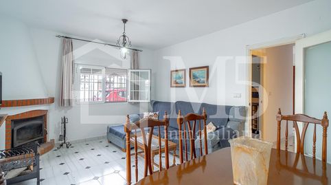 Foto 4 de Casa adosada en venta en Avda Pescia - Ctra de Frigiliana, Nerja