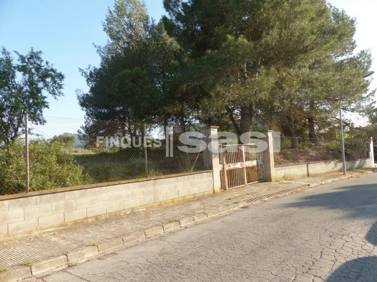 Residential land for sale in Sesoliveres - Pla de la Massa