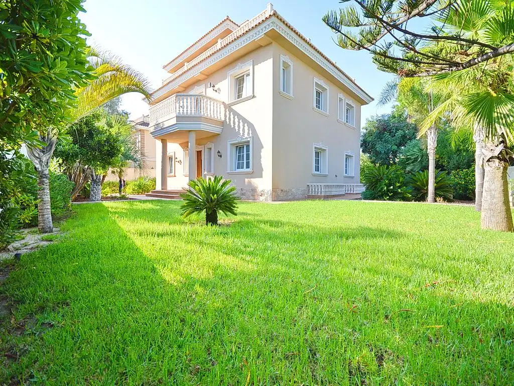 Chalet con terraza en venta en Orihuela Costa, imagen 2