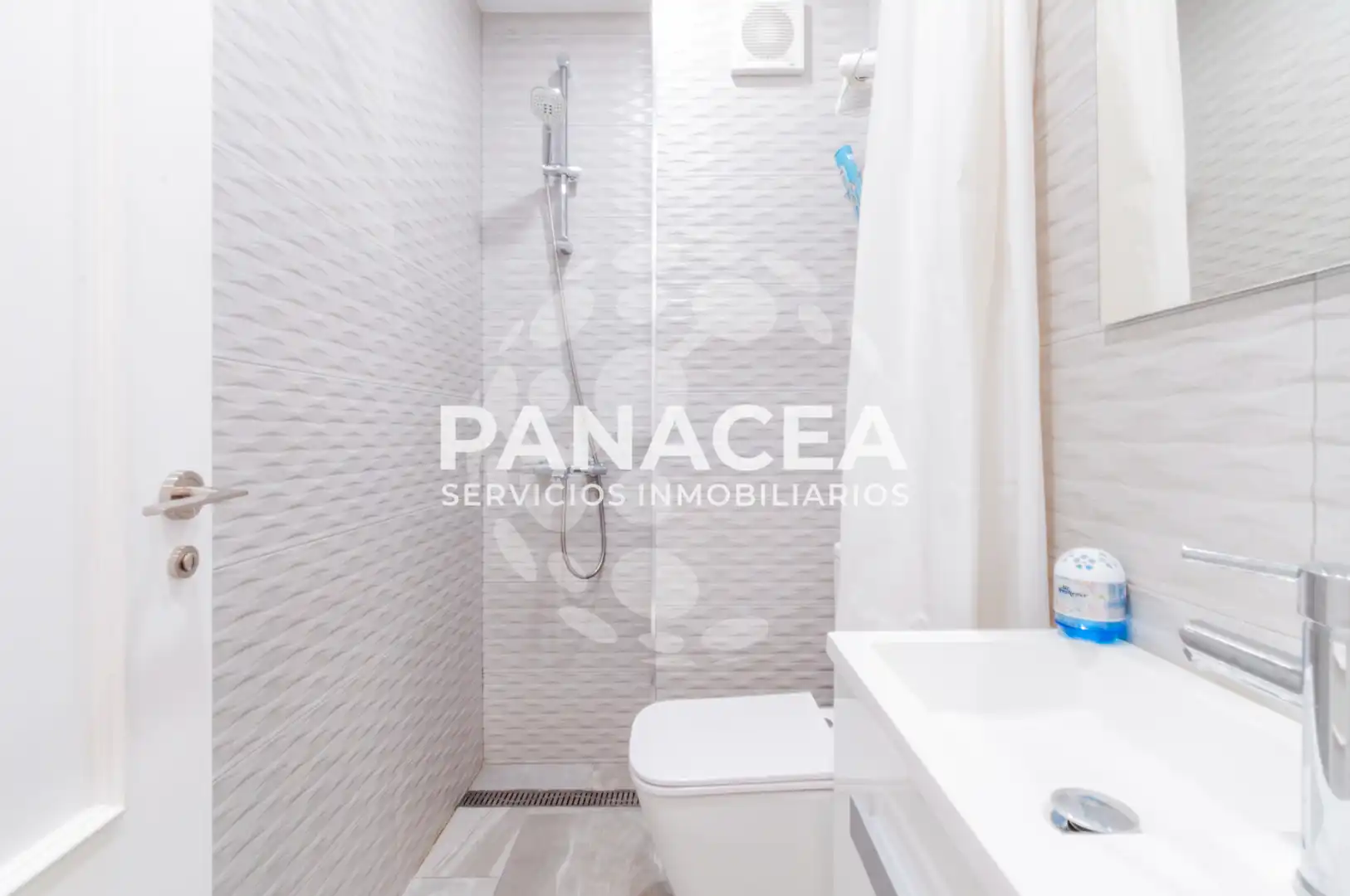 Piso en venta en Vícar con Terraza, Amueblado y Horno
