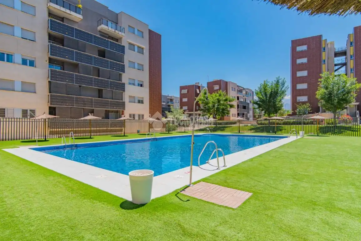 Schwimmbecken von Wohnung zum Verkauf in Alhendín mit Klimaanlage und Möbliert