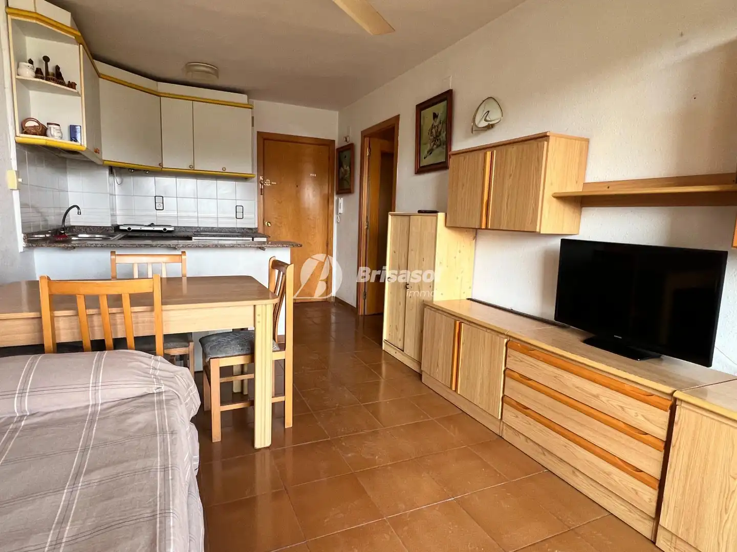 Apartment with pool for sale in Mar i Camp - Platja dels Capellans, imagen 2