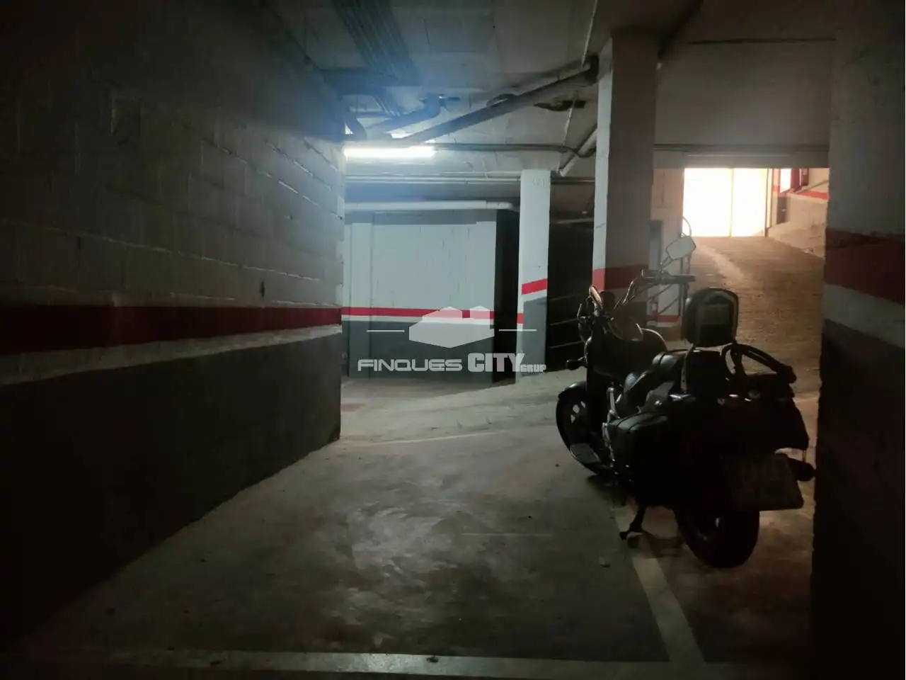 Garaje de alquiler en Calle Andorra, 5, Poblenou