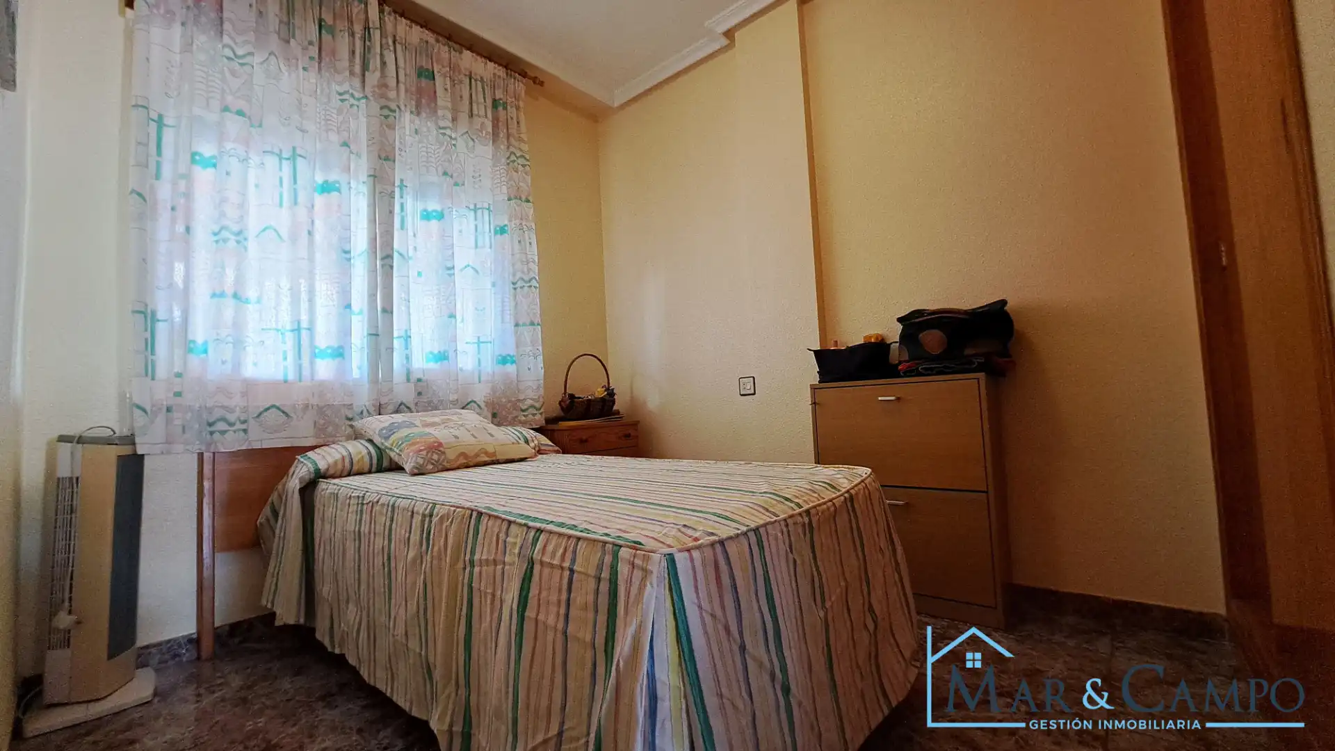 Habitación de Casa adosada en venta en Los Alcázares con Aire acondicionado, Jardín privado y Amueblado