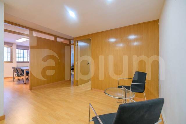 Local comercial en Venta en Carrer Carrer del Rosselló,  en La Nova Esquerra de l'Eixample