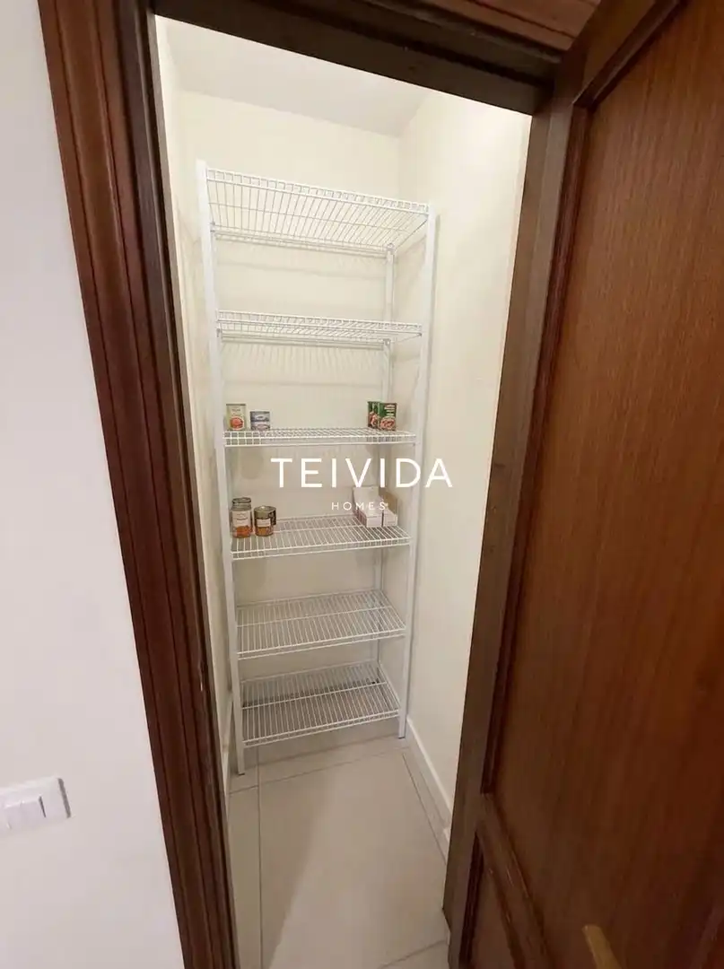 Kitchen of Flat for rent in Casco Urbano