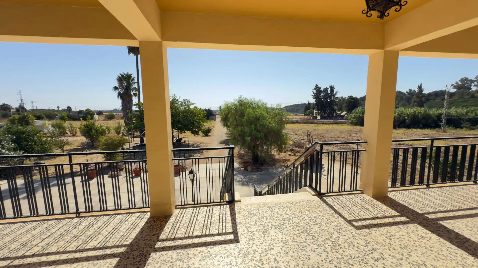 Terrassa de Finca rústica en venda en Gibraleón amb Aire condicionat, Jardí privat i Terrassa