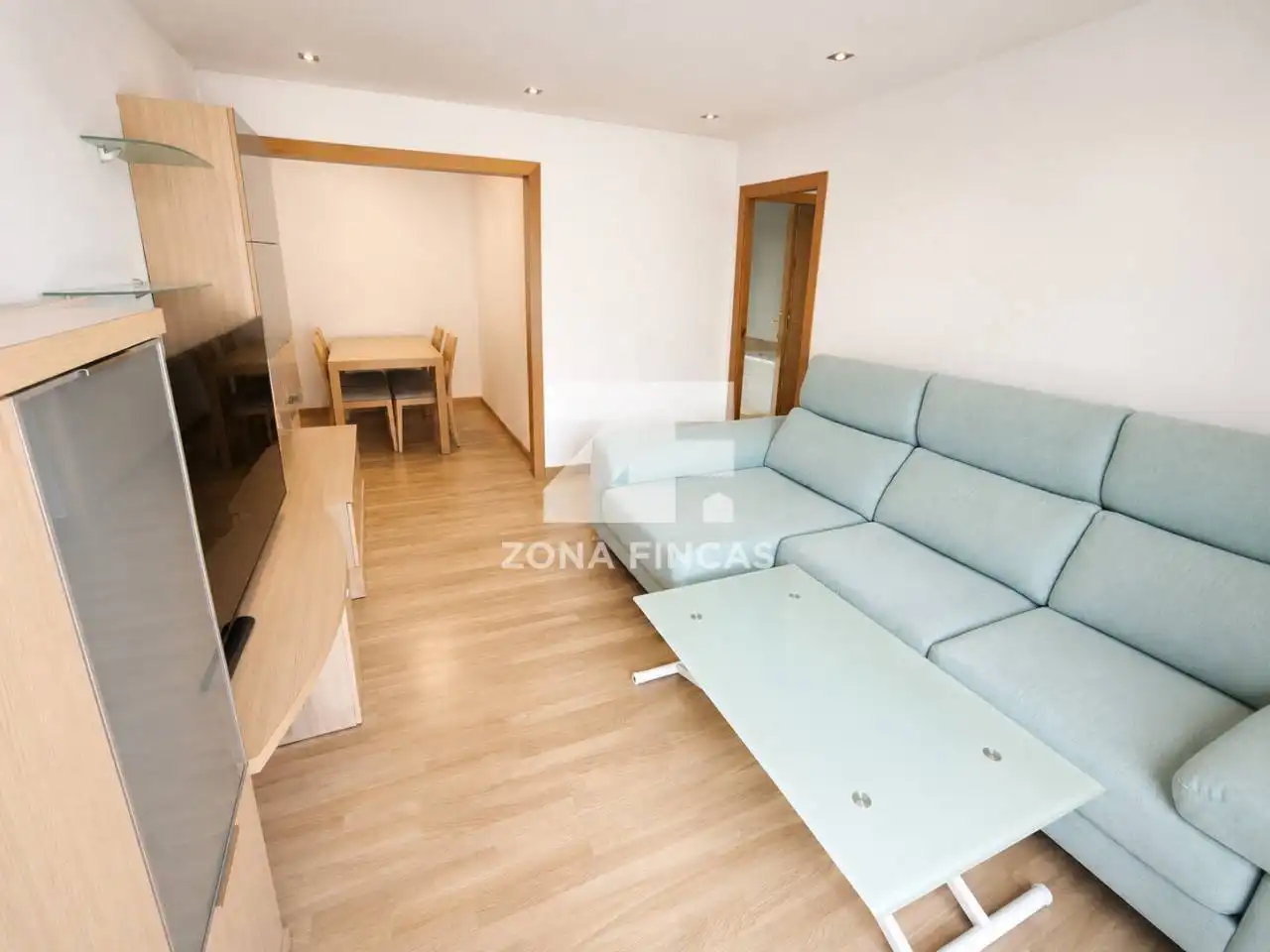 Living room of Flat for sale in Santa Coloma de Gramenet  with Air Conditioner, Heating and Parquet flooring