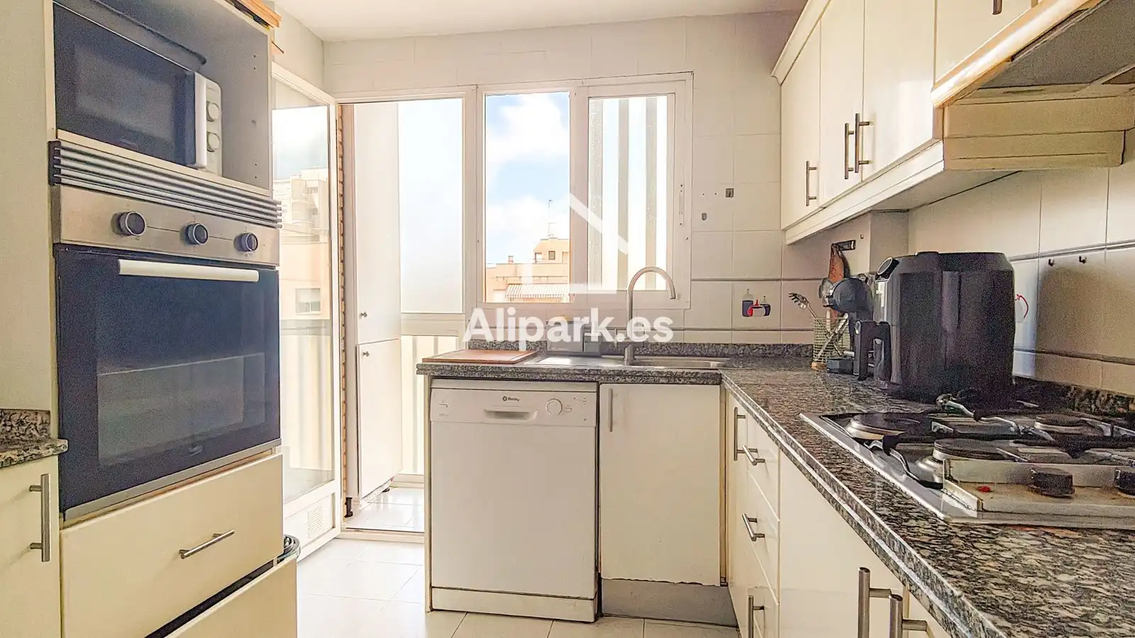 Küche von Wohnung zum Verkauf in El Campello mit Terrasse, Schwimmbad und Gemeinschaftspool