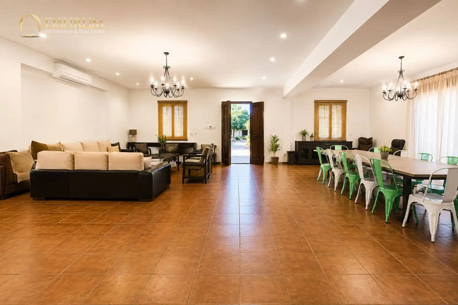 Houses for sale in La Rinconada  with Air Conditioner, Terrace and Storage room