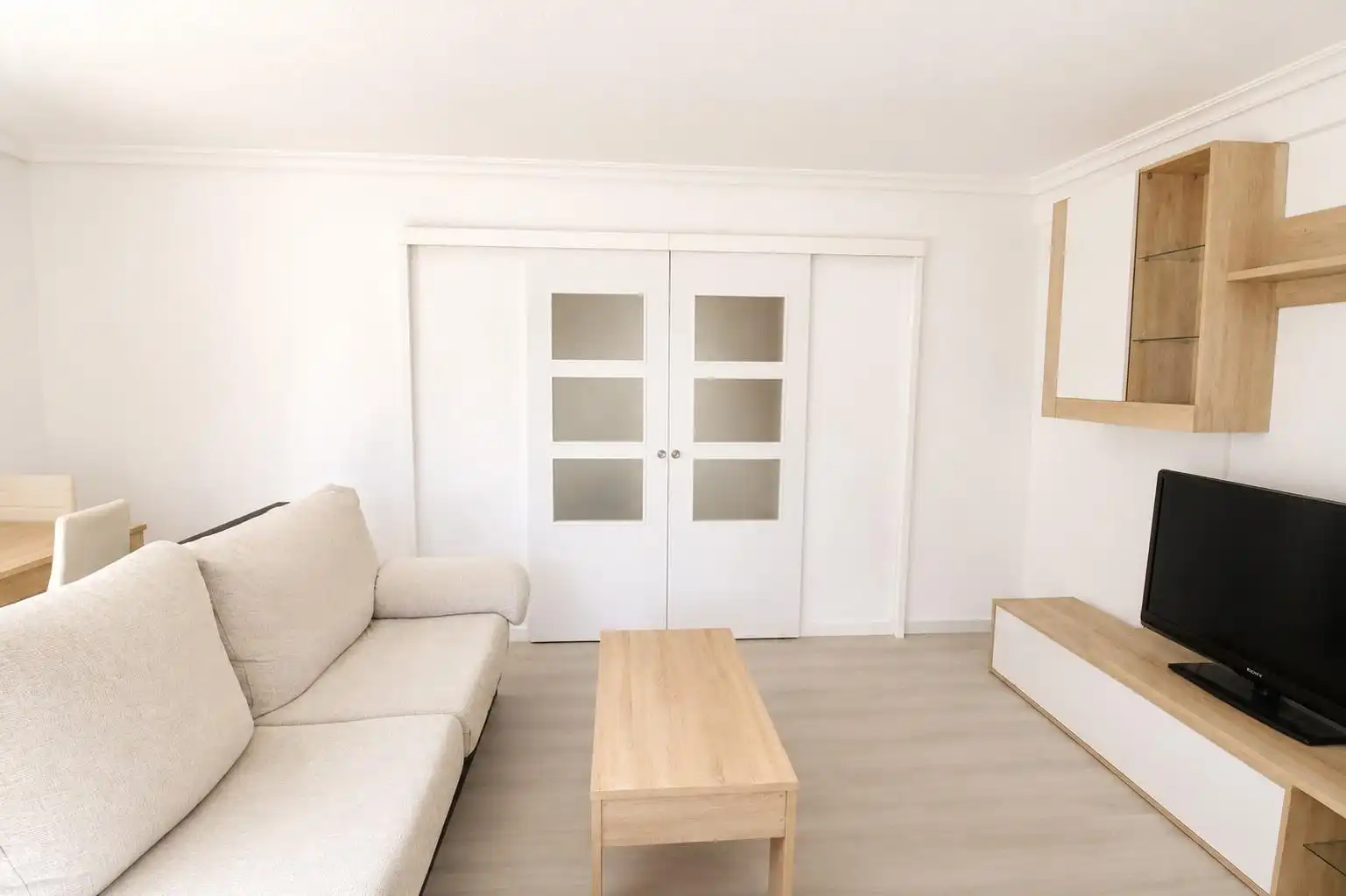 Sala d'estar de Pis de lloguer en Murcia amb Aire condicionat, Jardí privat i Terrassa