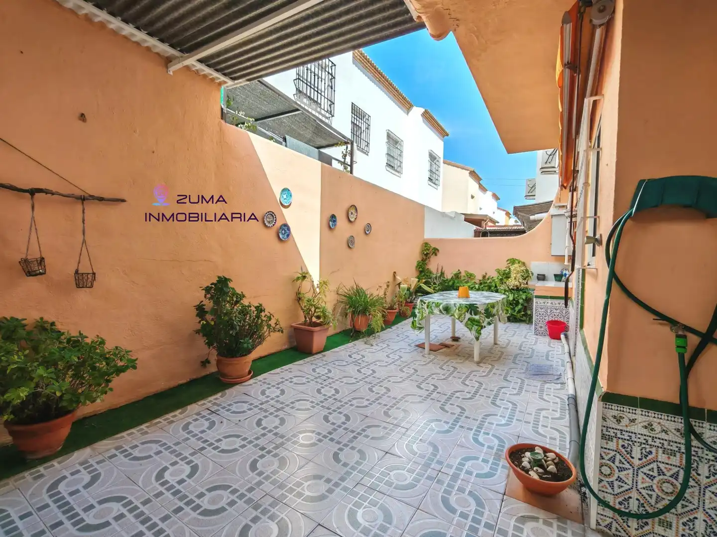 Terraza de Casa adosada en venta en Churriana