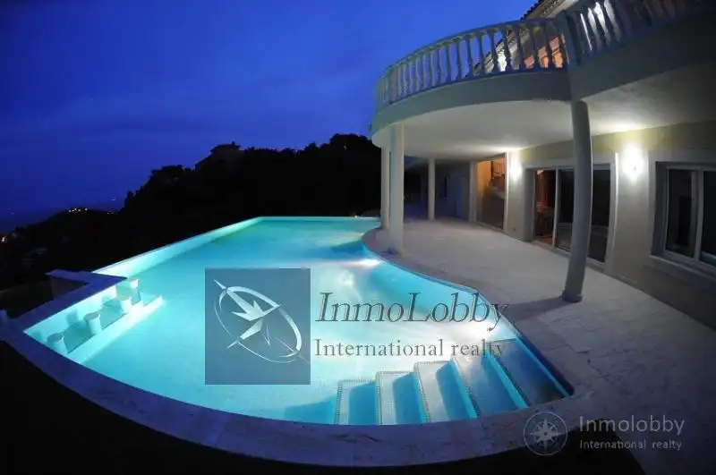 Villa avec terrasse à vendre à Les gavarres, imagen 3