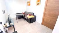 Living room of Flat for sale in  Sevilla Capital  with Air Conditioner and Furnished